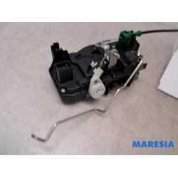 Renault - Trafic - Minibus/van rear door lock mechanism