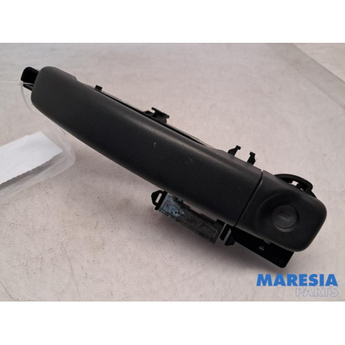 Renault - Trafic - Door handle 2-door, left