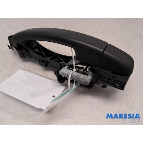 Renault - Trafic - Minibus/van rear door handle
