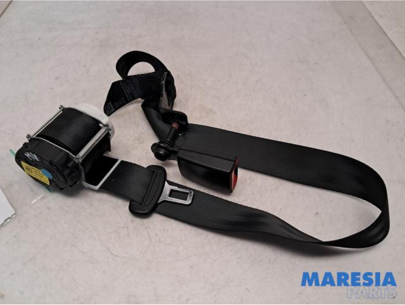 Renault - Trafic - Front seatbelt, centre