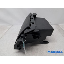 Renault - Trafic - Glovebox
