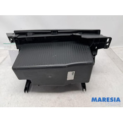 Renault - Trafic - Glovebox