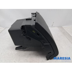 Renault - Trafic - Glovebox