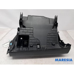 Renault - Trafic - Glovebox