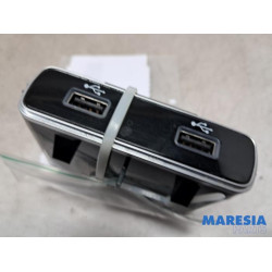 Fiat - 500 - AUX / USB connection