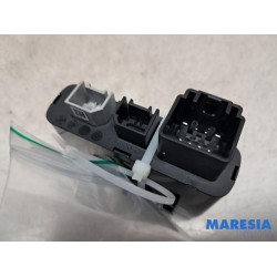 Fiat - 500 - AUX / USB connection
