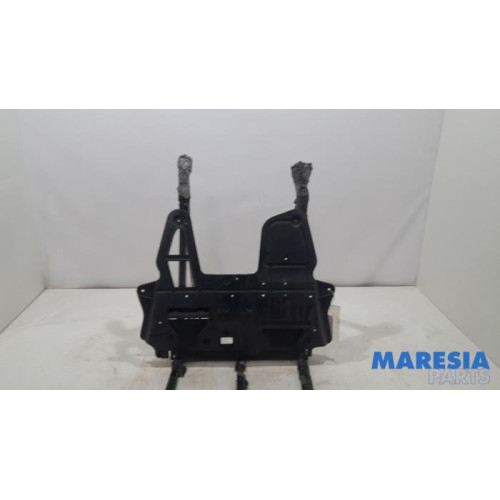 Fiat - 500 - Engine protection panel