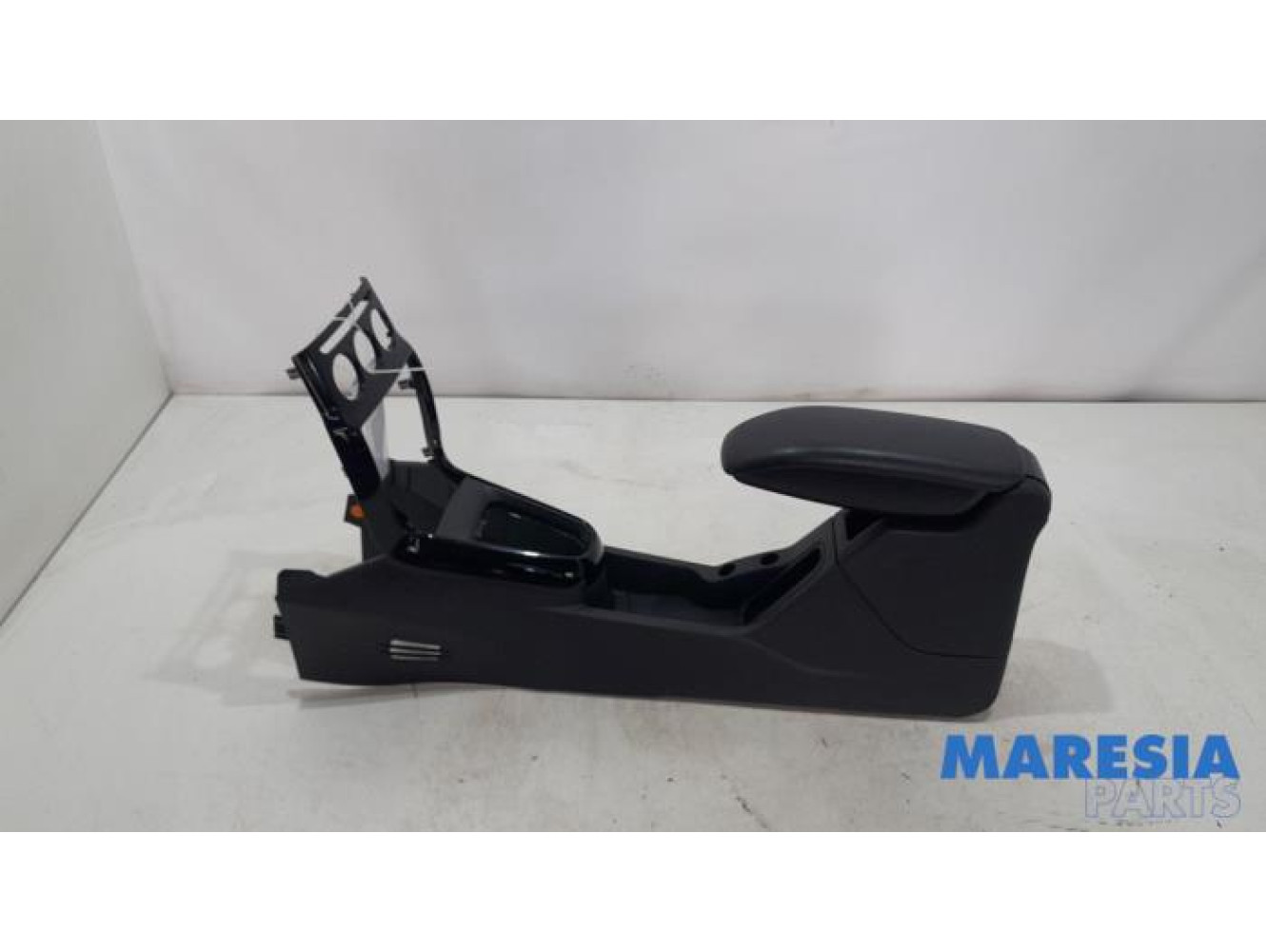 Citroen - C3 - Armrest