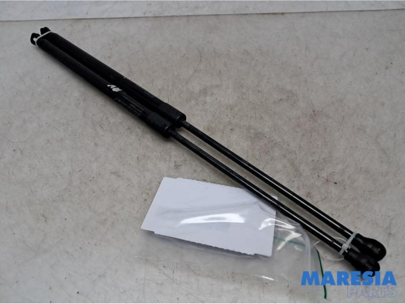 Alfa Romeo - Tonale - Amortisseur kit capot moteur