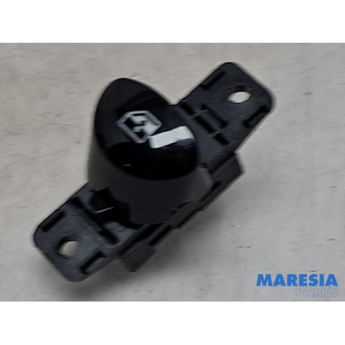 Fiat - 500 - Electric window switch