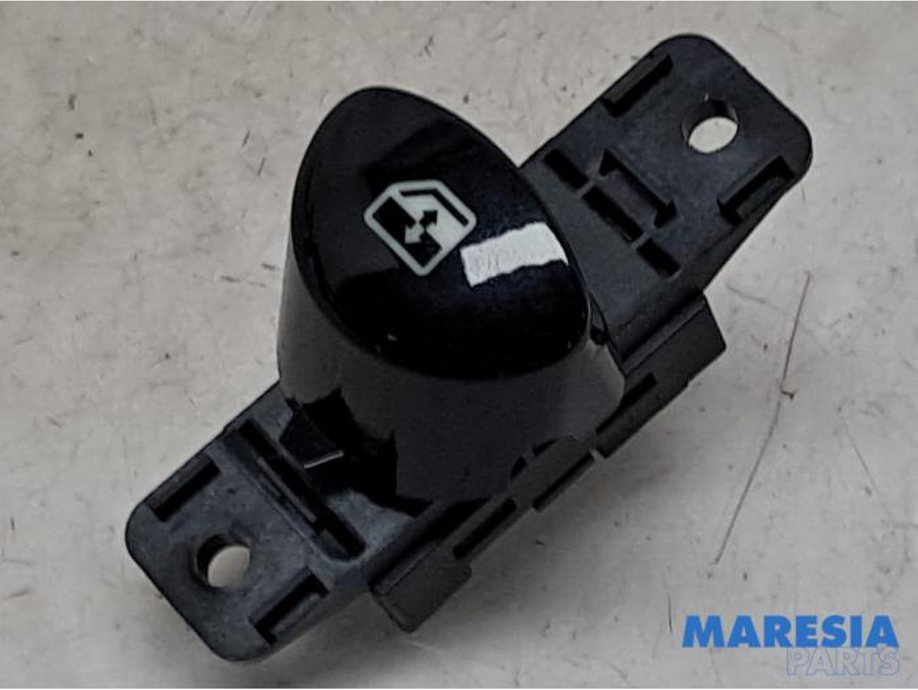 Fiat - 500 - Electric window switch