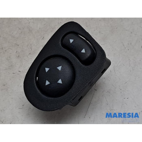 Fiat - 500 - Mirror switch