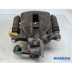Renault - Trafic - Rear brake calliper, left