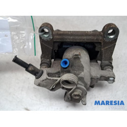 Renault - Trafic - Rear brake calliper, right