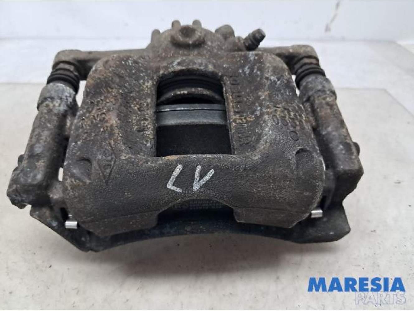 Renault - Trafic - Front brake calliper, left