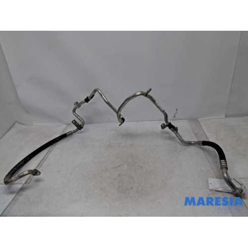 Renault - Trafic - Air conditioning line