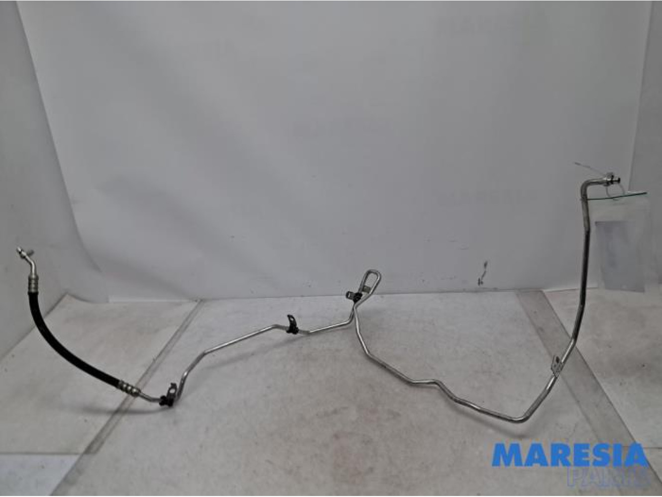 Renault - Trafic - Air conditioning line