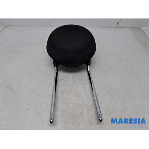 Fiat - 500 - Headrest