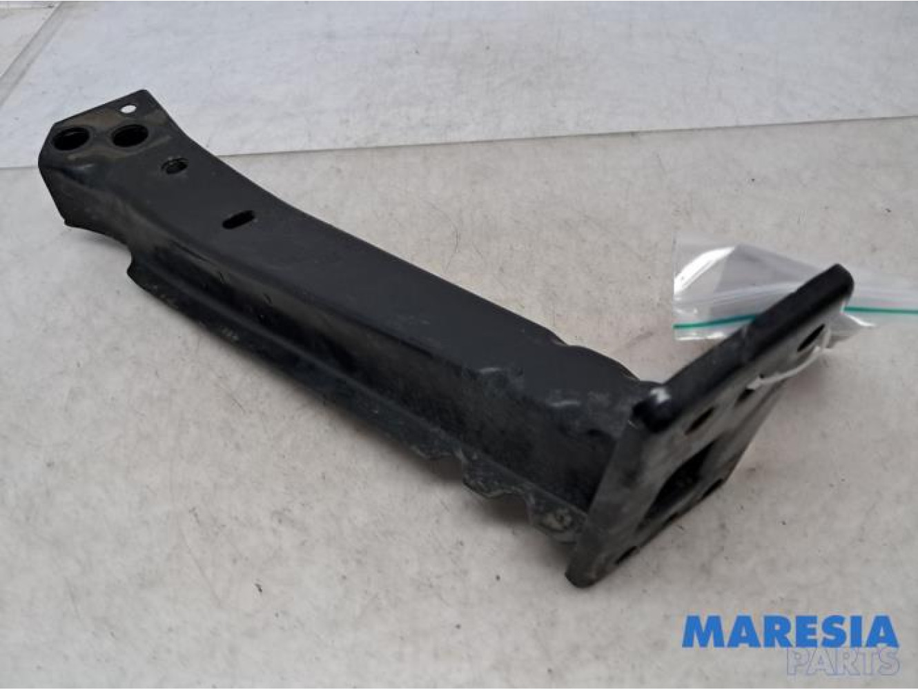 Fiat - 500 - Front part support