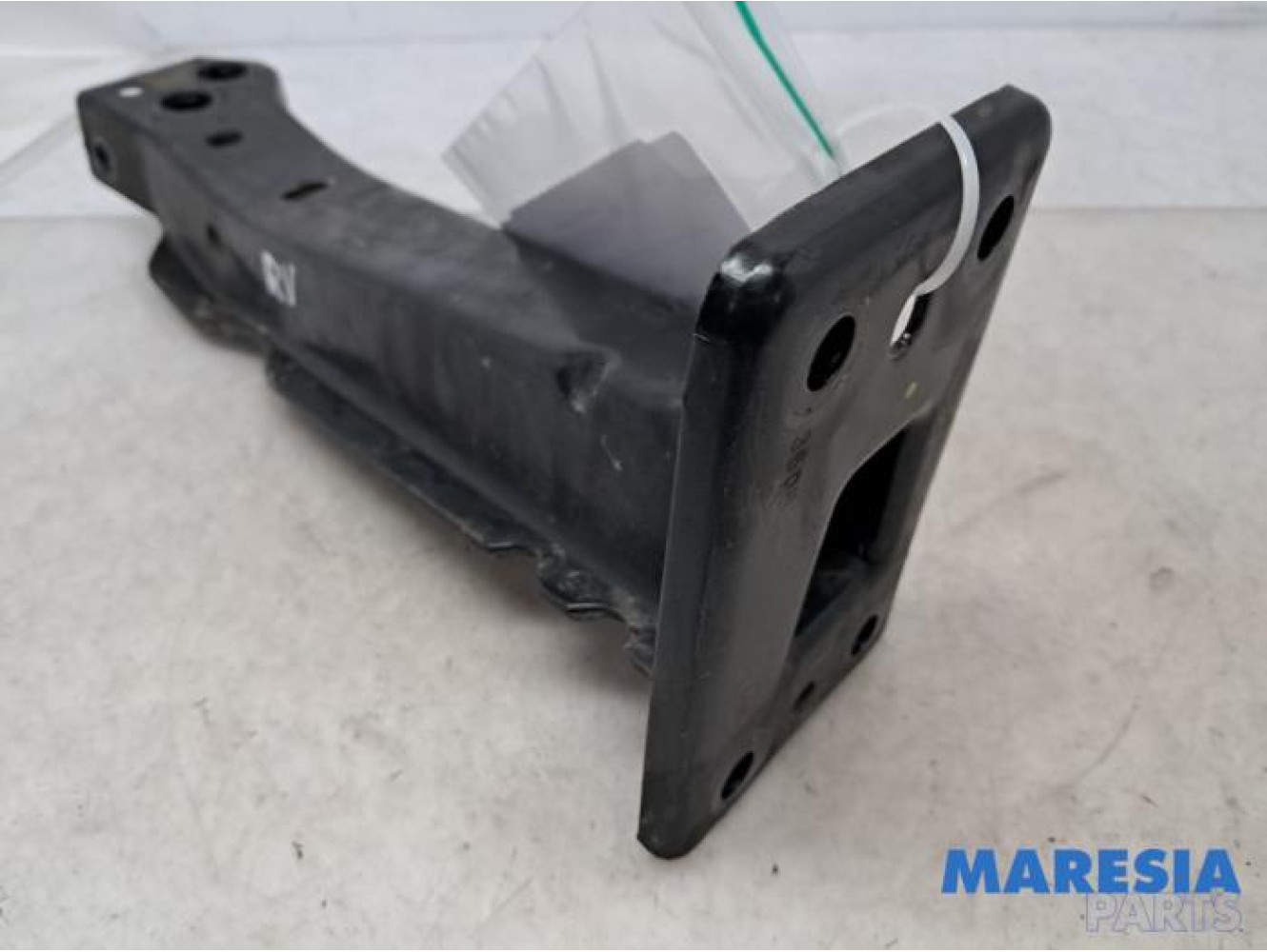 Fiat - 500 - Front part support