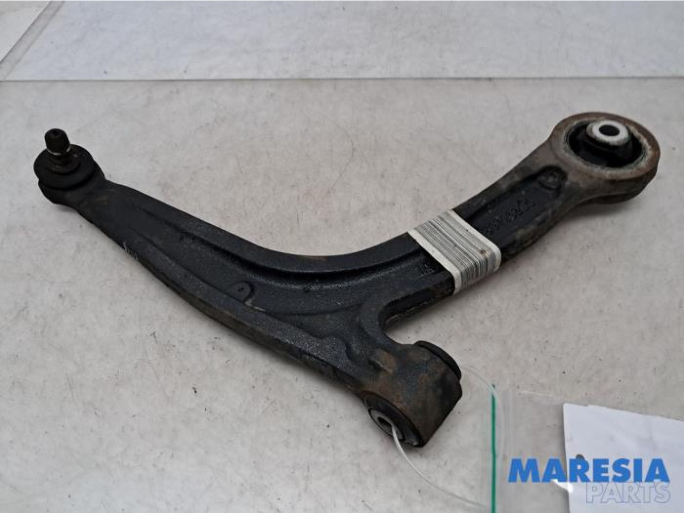Fiat - 500 - Front lower wishbone, right