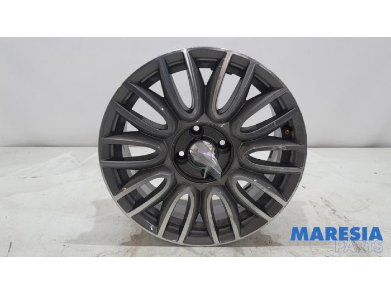 Fiat - 500 - Wheel