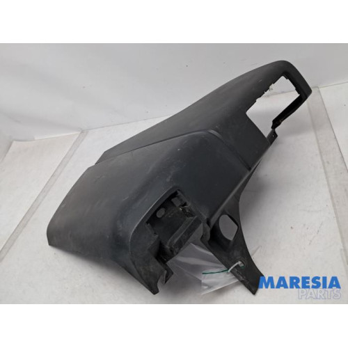 Renault - Trafic - Rear bumper component, left
