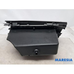 Fiat - 500 - Glovebox