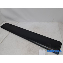 Renault - Trafic - Decorative strip