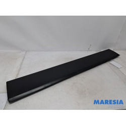 Renault - Trafic - Decorative strip