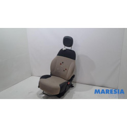 Fiat - Panda - Seat, right