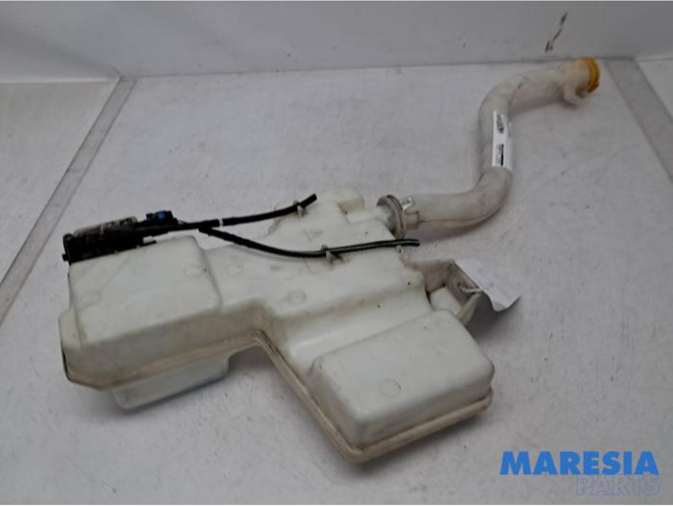 Renault - Trafic - Réservoir lave-glace avant