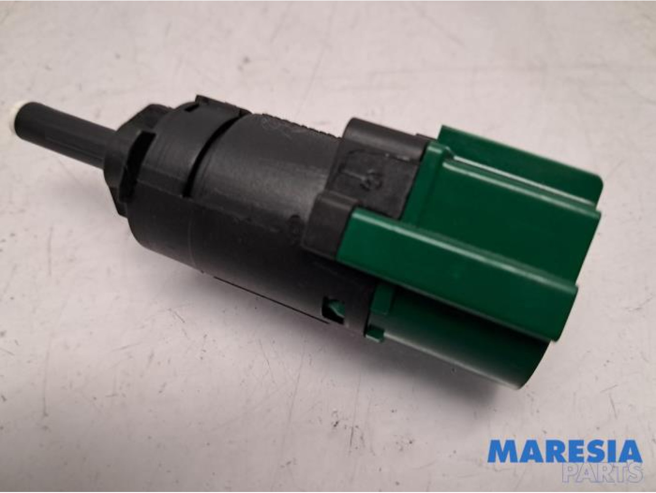 Citroen - C3 - Brake light switch