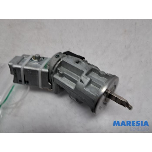 Citroen - C3 - Ignition lock + key