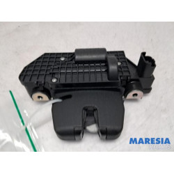 Citroen - C3 - Tailgate lock mechanism
