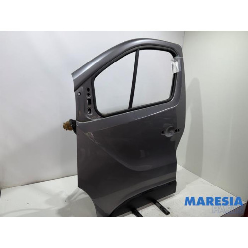 Renault - Trafic - Door 2-door, left