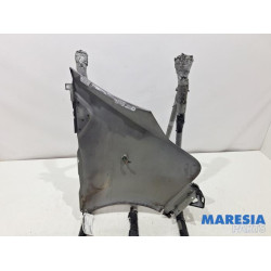 Renault - Trafic - Scherm links-voor