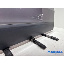 Renault - Trafic - Sliding door, right