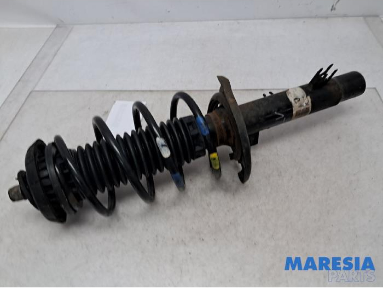 Citroen - C3 - Front shock absorber rod, left