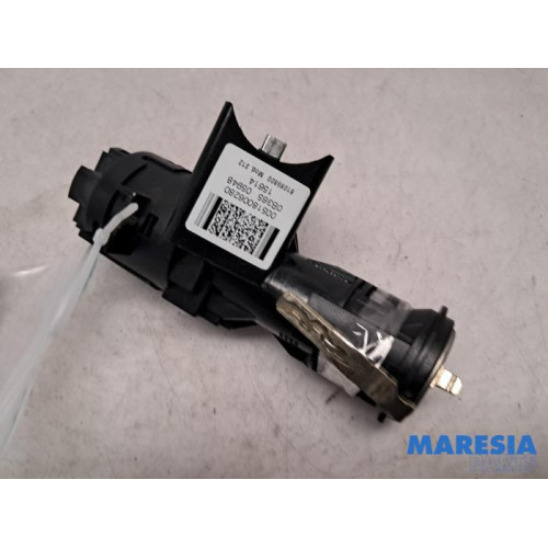 Fiat - 500 - Ignition lock + key