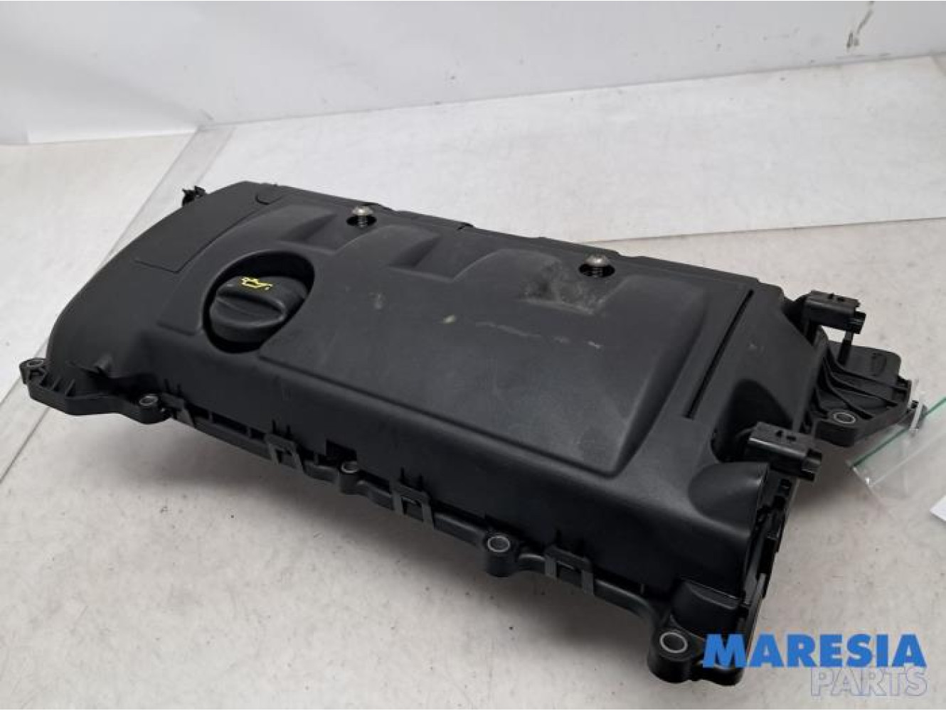 Peugeot - 308 - Rocker cover