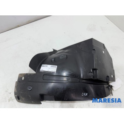 Renault - Trafic - Wheel arch liner