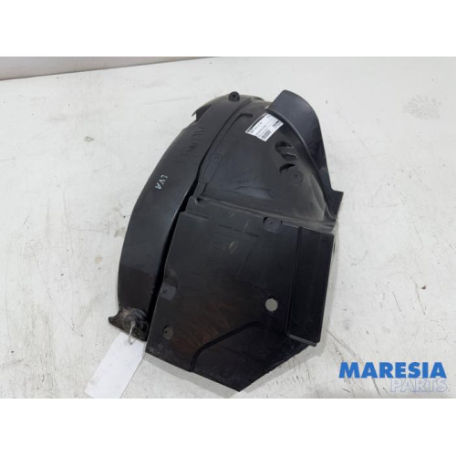 Renault - Trafic - Wheel arch liner