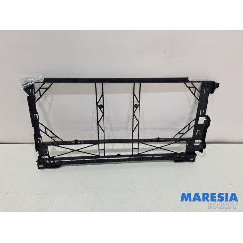 Renault - Trafic - Support (miscellaneous)