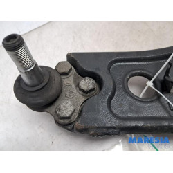 Renault - Trafic - Front lower wishbone, right