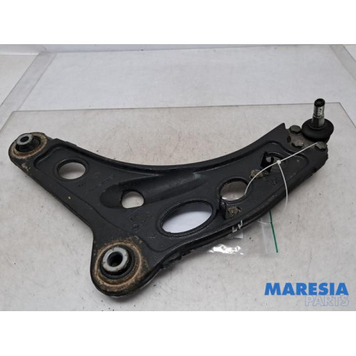 Renault - Trafic - Front lower wishbone, left