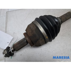 Renault - Trafic - Front drive shaft, right