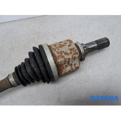 Renault - Trafic - Front drive shaft, left