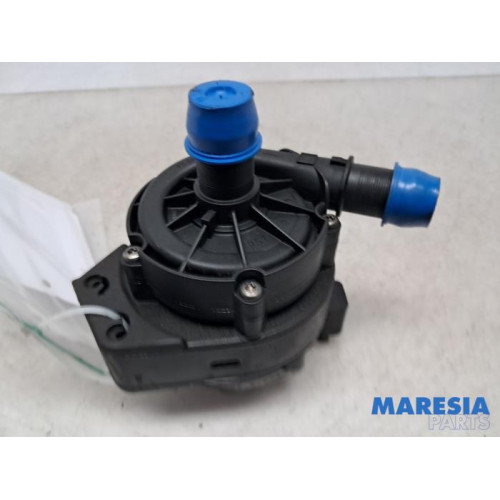 Renault - Trafic - Additional water pump
