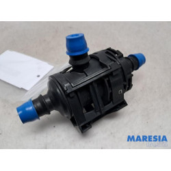 Renault - Trafic - Additional water pump